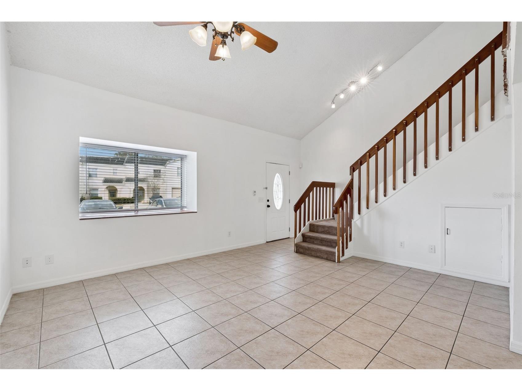 1261 Winter Green Way Winter Garden FL 34787 O6372438 image3
