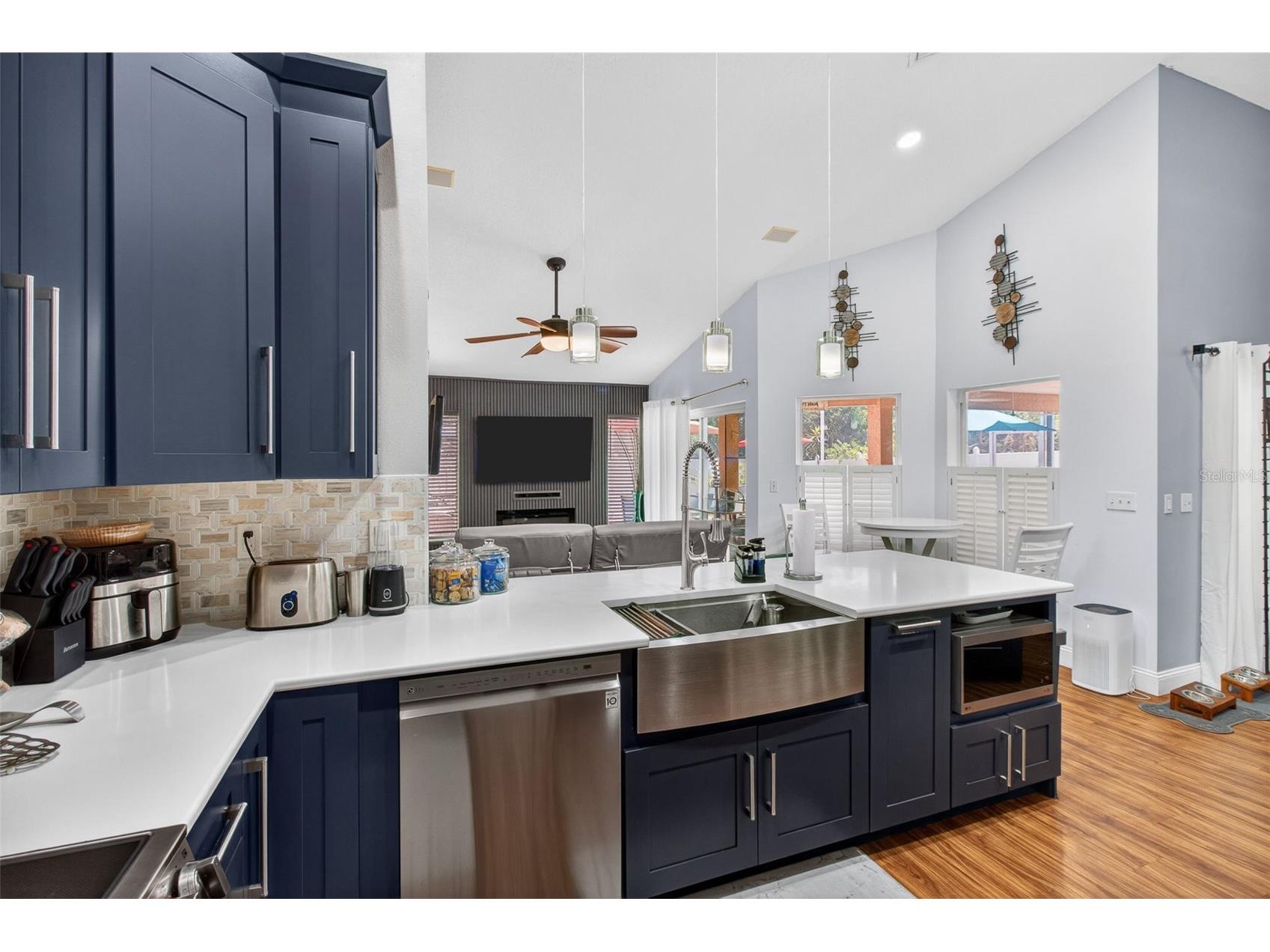 12611 Pineforest Way E Largo FL 33773 TB8511943 image12