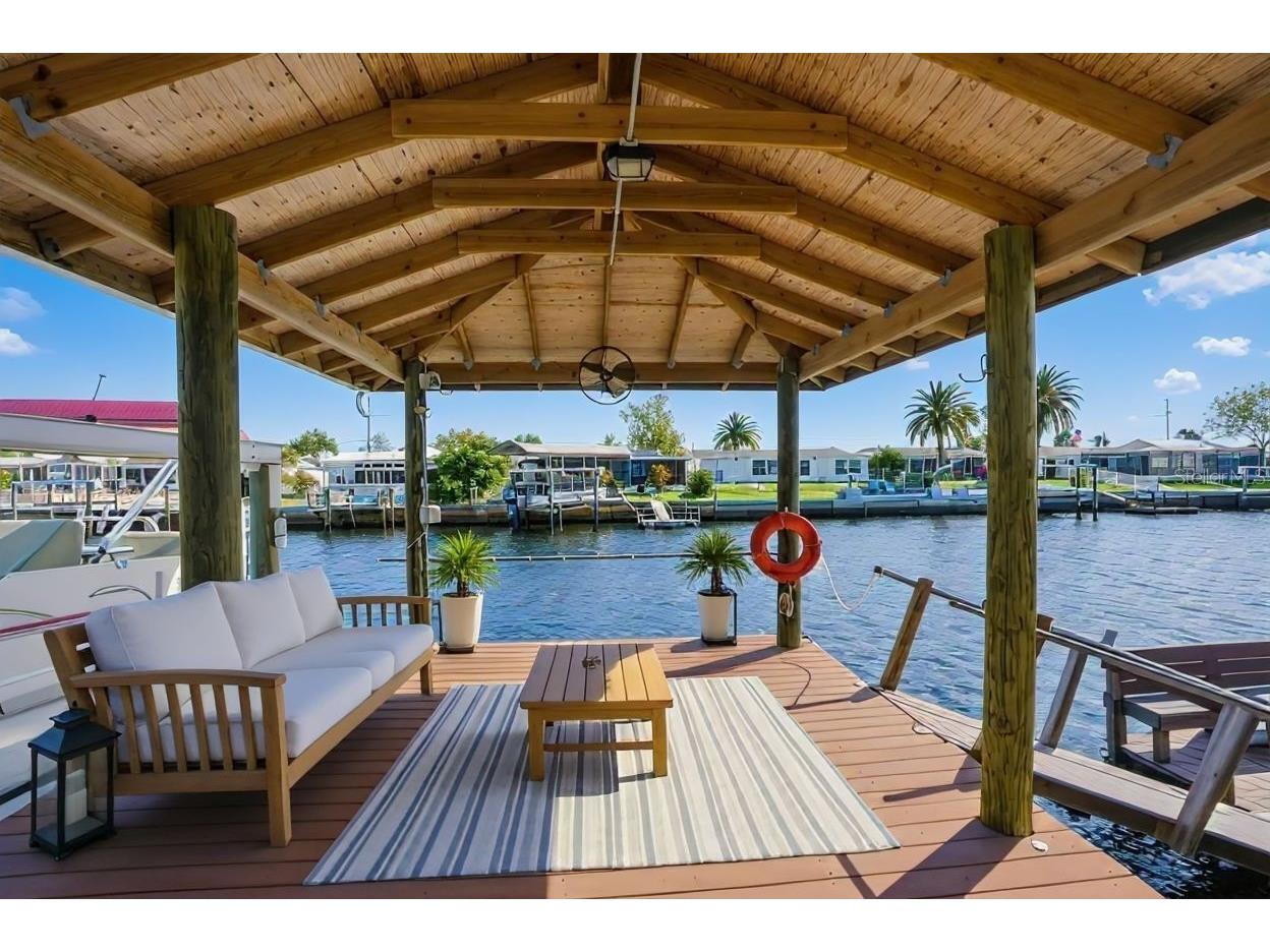 12612 4th Isle Hudson FL 34667 W7880391 image6