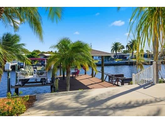 12612 4th Isle Hudson FL 34667 W7880391 image8