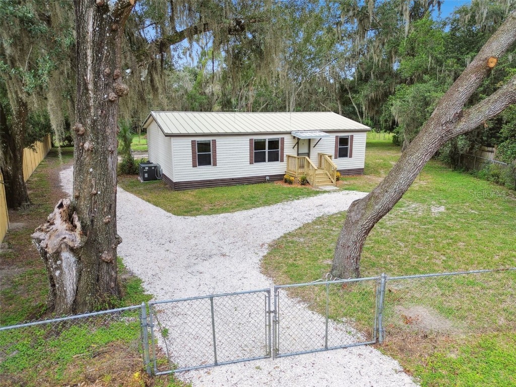12613 Rockridge Circle Thonotosassa FL 33592 TB8303297 image1