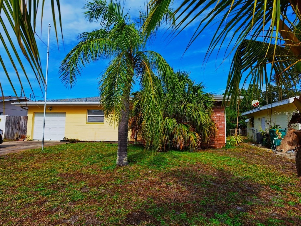 12615 81st Avenue Seminole FL 33776 U8223163 image1