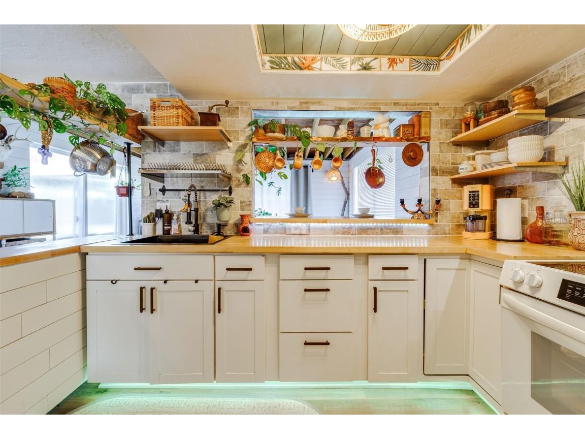 12615 Capitol Drive Hudson FL 34667 TB8446409 image15