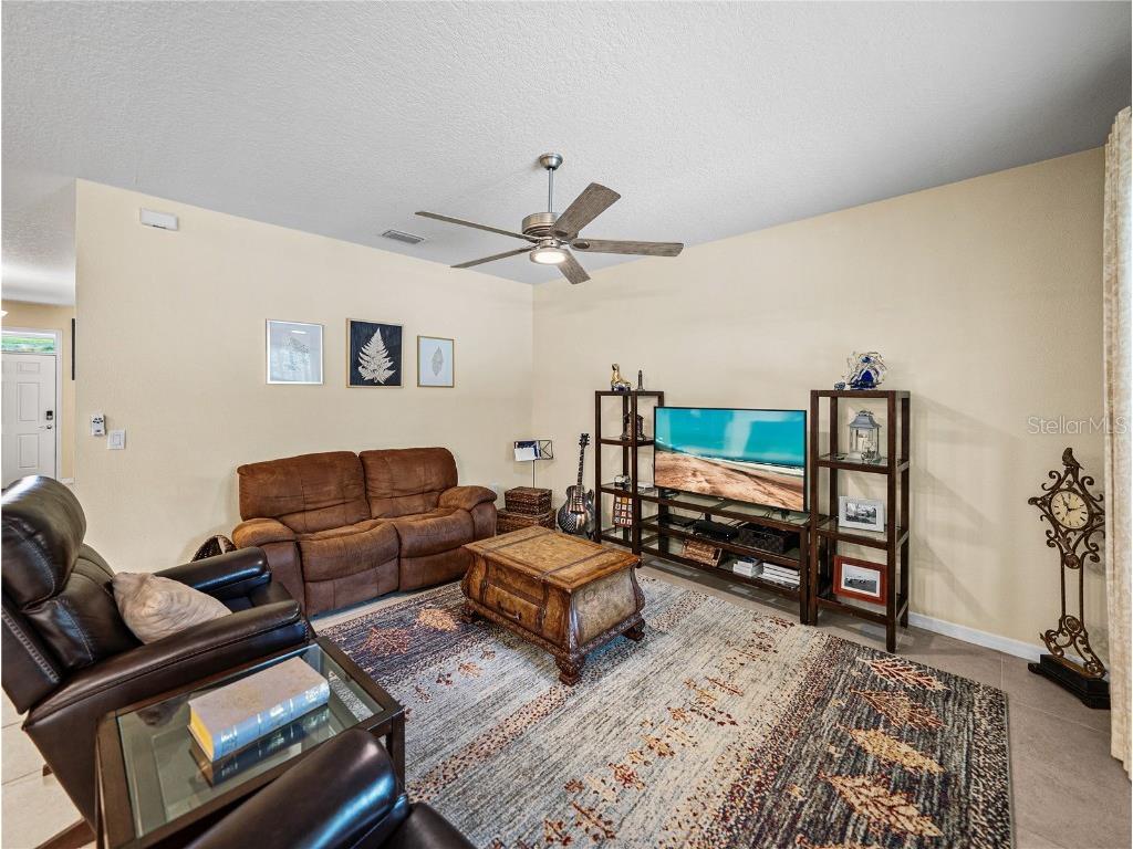 12615 Eastpointe Drive Dade City FL 33525 TB8409687 image10