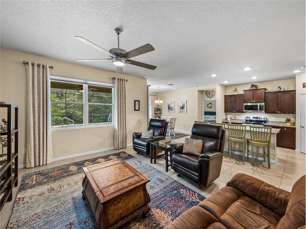 12615 Eastpointe Drive Dade City FL 33525 TB8409687 image12