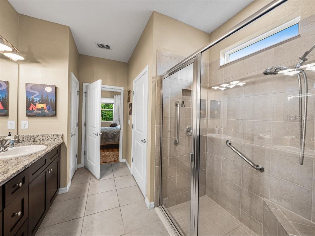 12615 Eastpointe Drive Dade City FL 33525 TB8409687 image29