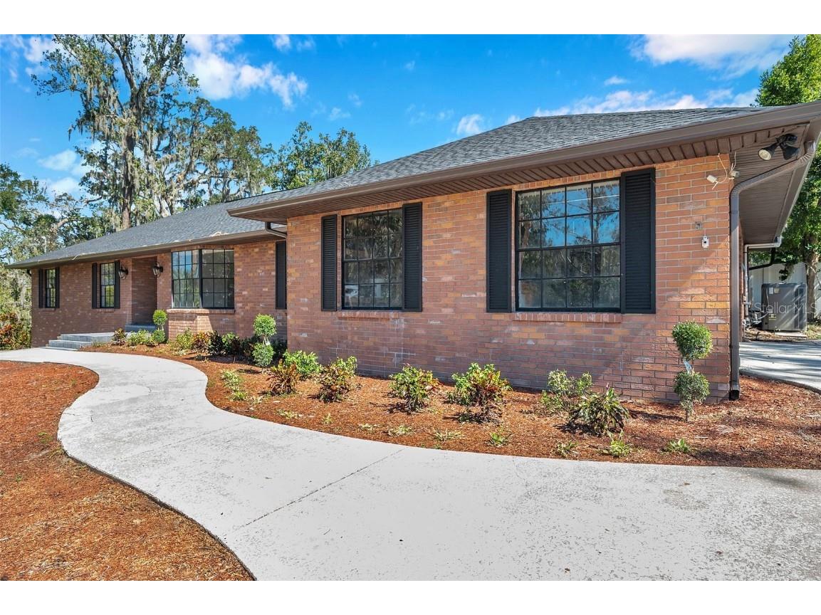 12618 Lake Hills Drive Riverview FL 33569 TB8314652 image1