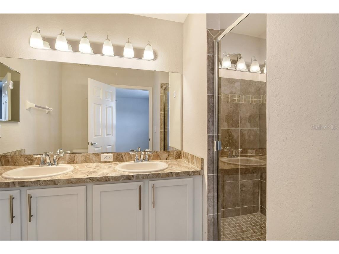 1262 Grantham Drive Sarasota FL 34234 A4675666 image25