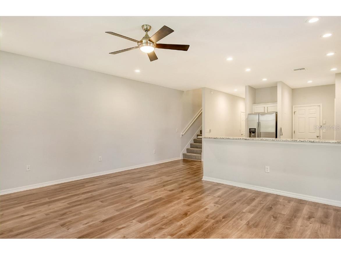 1262 Grantham Drive Sarasota FL 34234 A4675666 image3