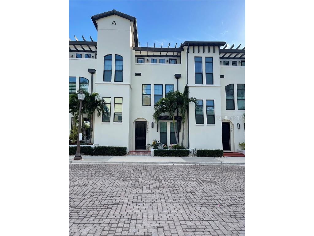 1262 May Lane Sarasota FL 34236 A4594493 image1