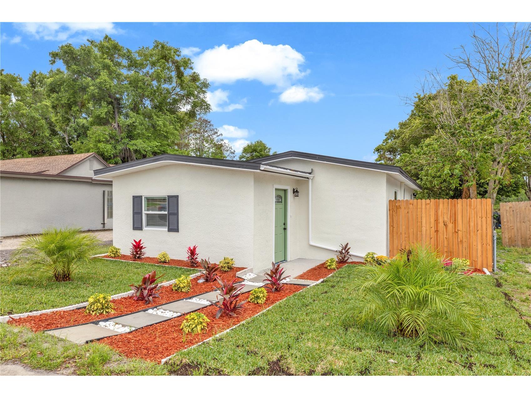 1262 Seminola Boulevard Casselberry FL 32707 O6400917 image1