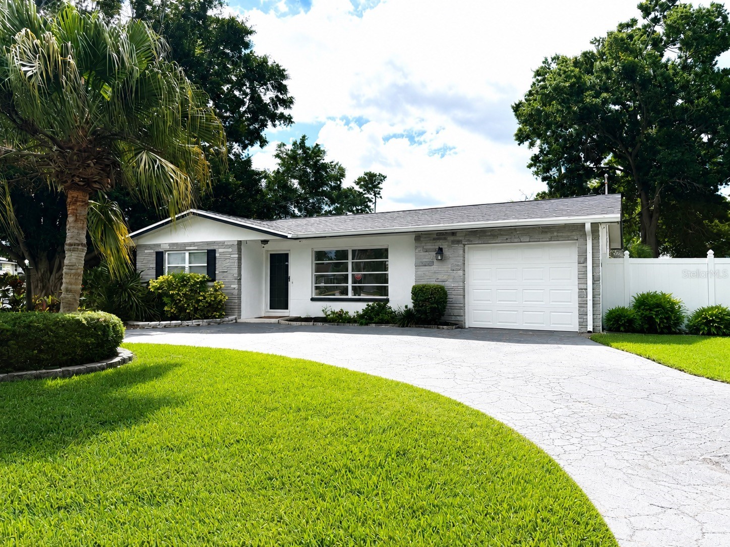12620 82nd Terrace Seminole FL 33776 TB8506778 image1