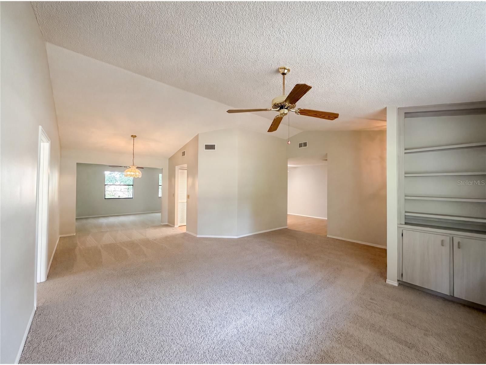 12620 Bay Hill Drive Grand Island FL 32735 O6413383 image3