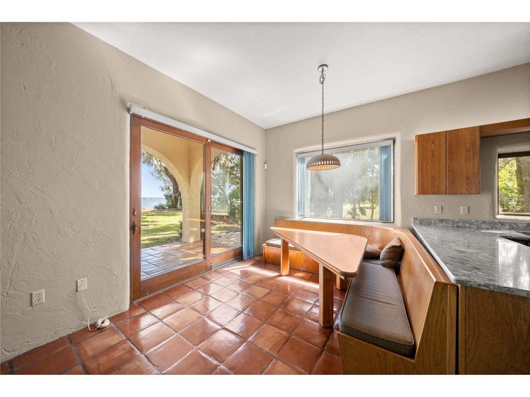 12621 SE Sunset Harbor Road Weirsdale FL 32195 - LAKE WEIR OM721755 image13