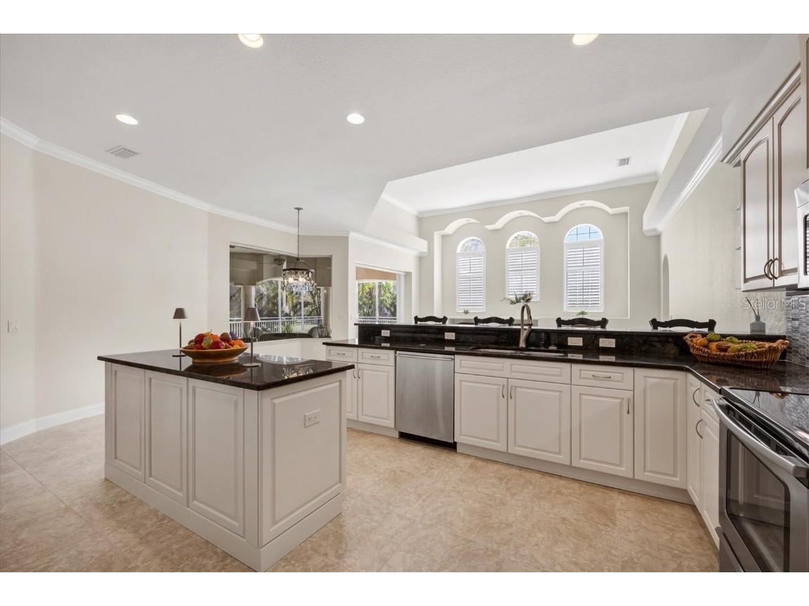 12622 Safe Harbour Drive Cortez FL 34215 A4669122 image14