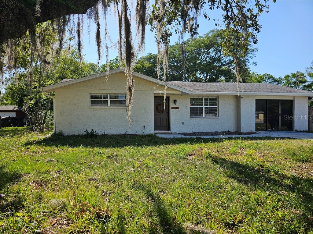 12623 Hicks Road Hudson FL 34669 W7854773 image1