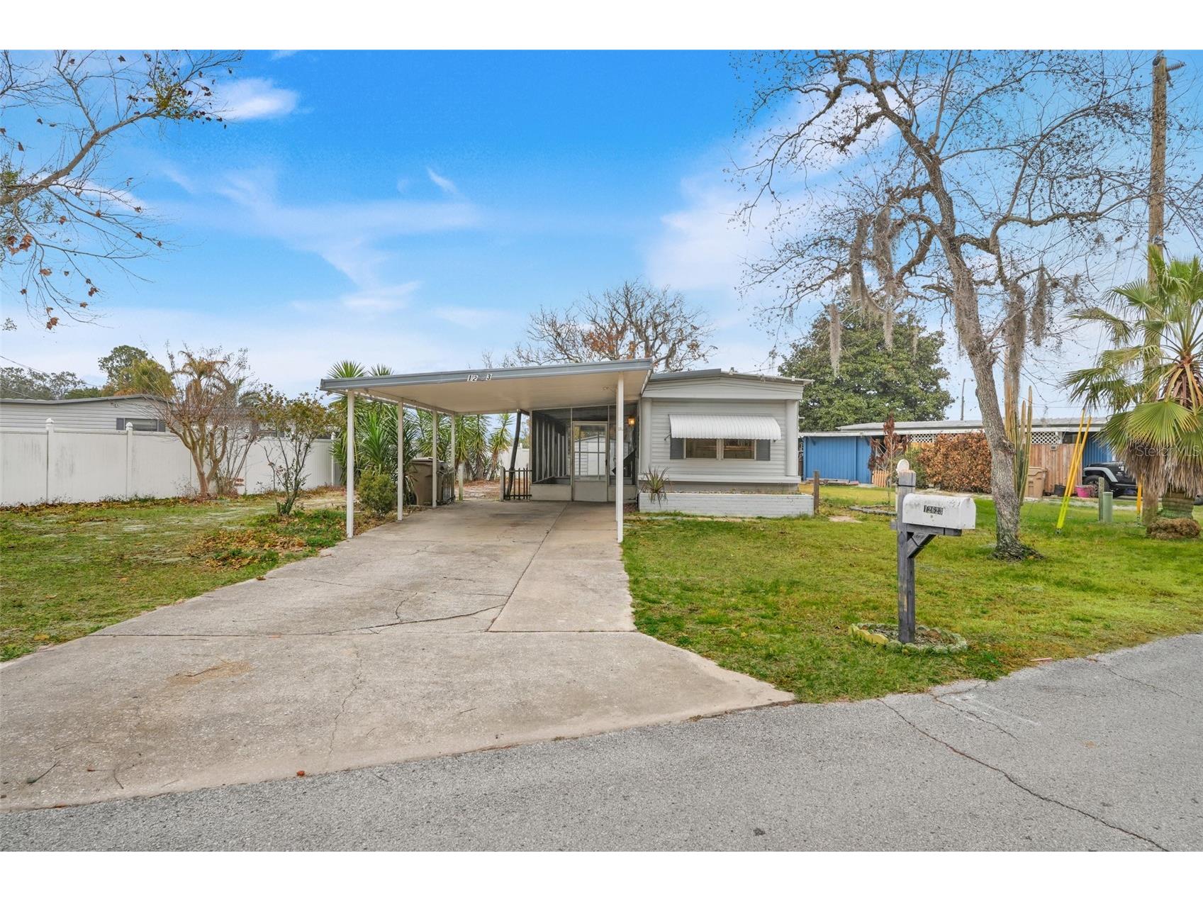 12623 Milwaukee Avenue Tavares FL 32778 - LAKE DORA G5108149 image1