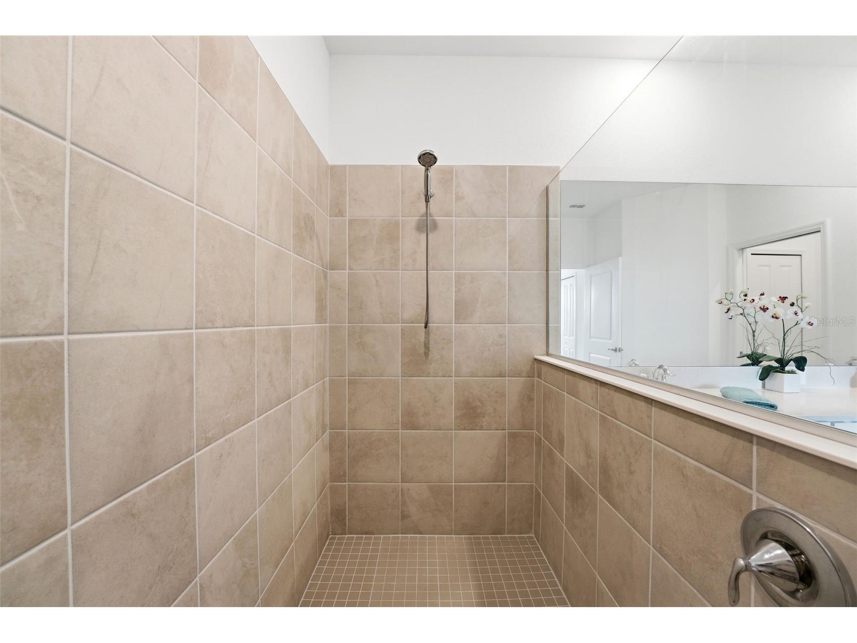 12625 Radiance Court #202 Venice FL 34293 C7523976 image24