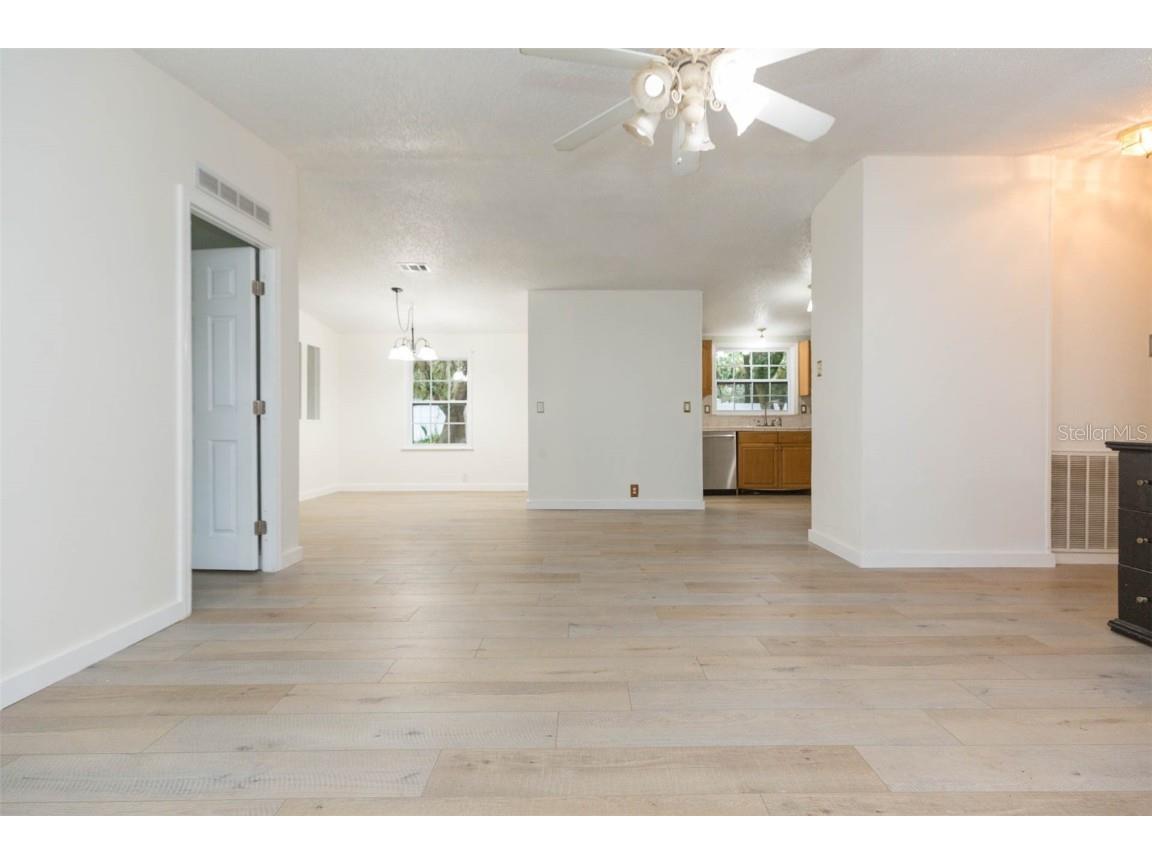 12628 Fort King Road Dade City FL 33525 - TANK LAKE TB8458392 image4