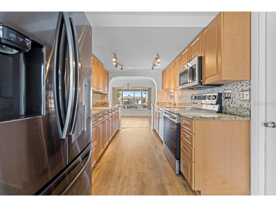 12629 2nd Isle Hudson FL 34667 W7878663 image18