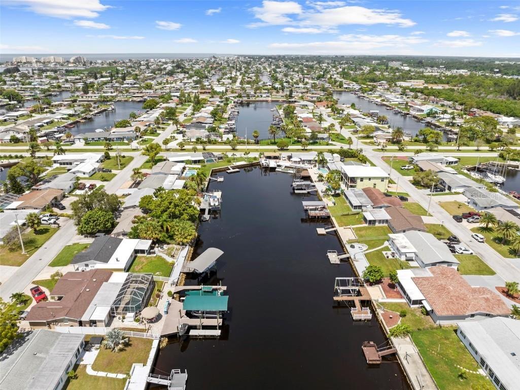 12629 2nd Isle Hudson FL 34667 W7878663 image23