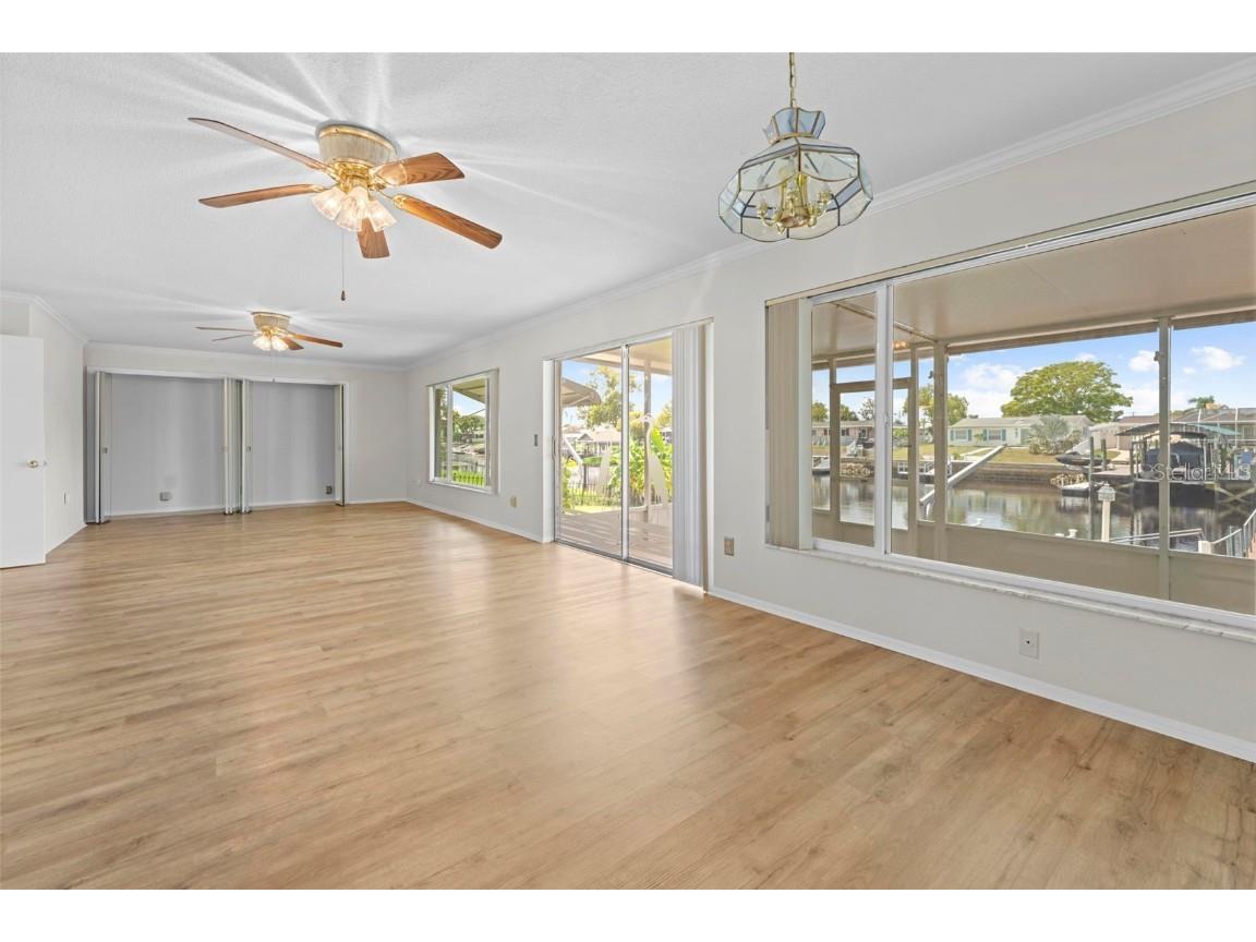 12629 2nd Isle Hudson FL 34667 W7878663 image25