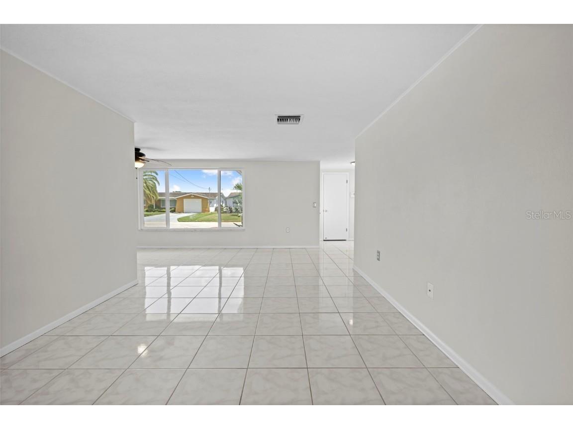 12629 2nd Isle Hudson FL 34667 W7878663 image34