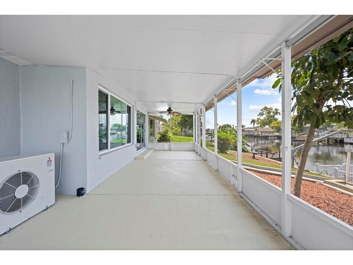 12629 2nd Isle Hudson FL 34667 W7878663 image58