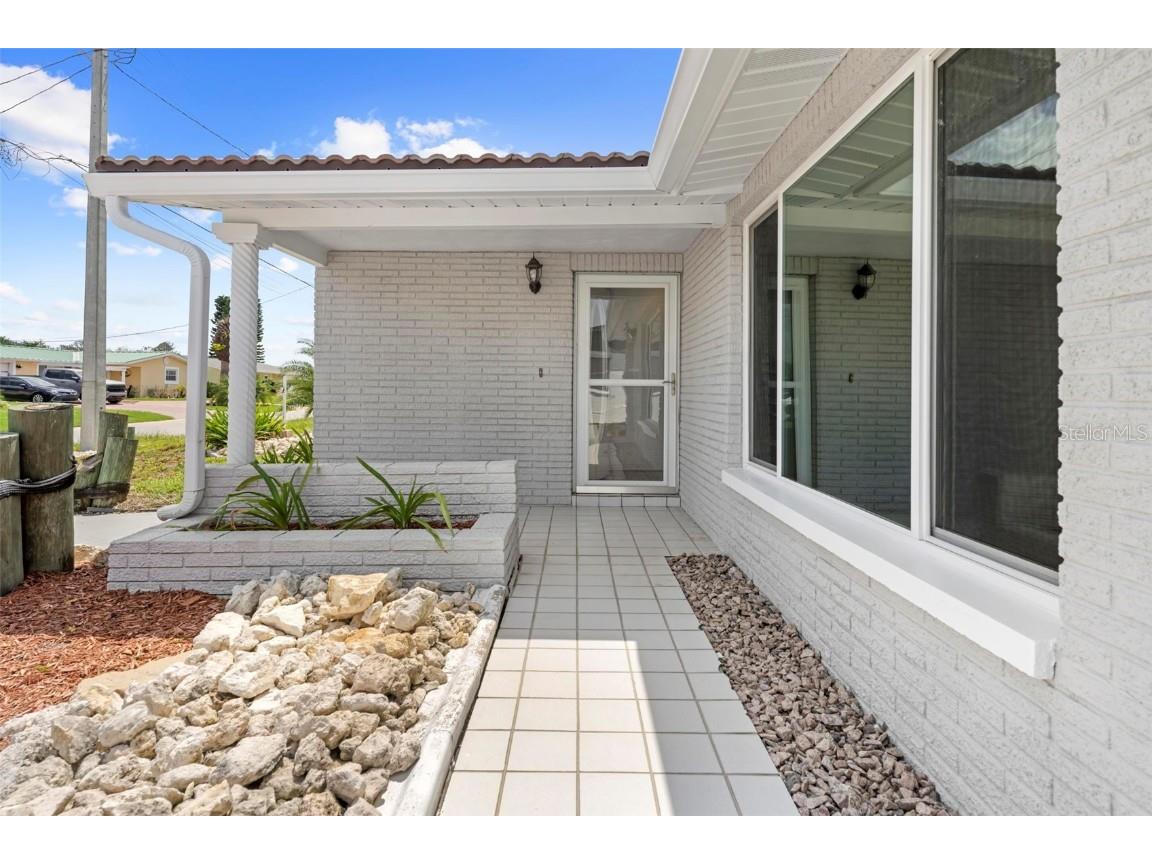 12629 2nd Isle Hudson FL 34667 W7878663 image9