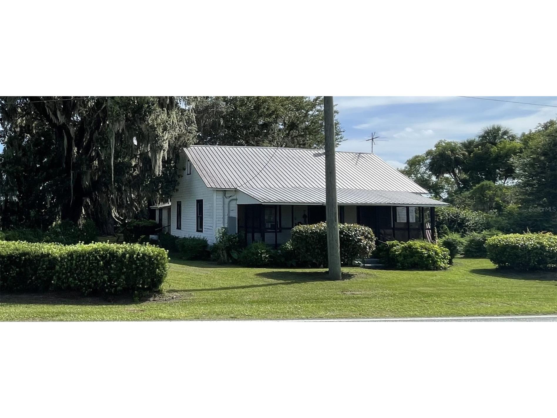 1263 Huntington Road Crescent City FL 32112 V4932062 image1