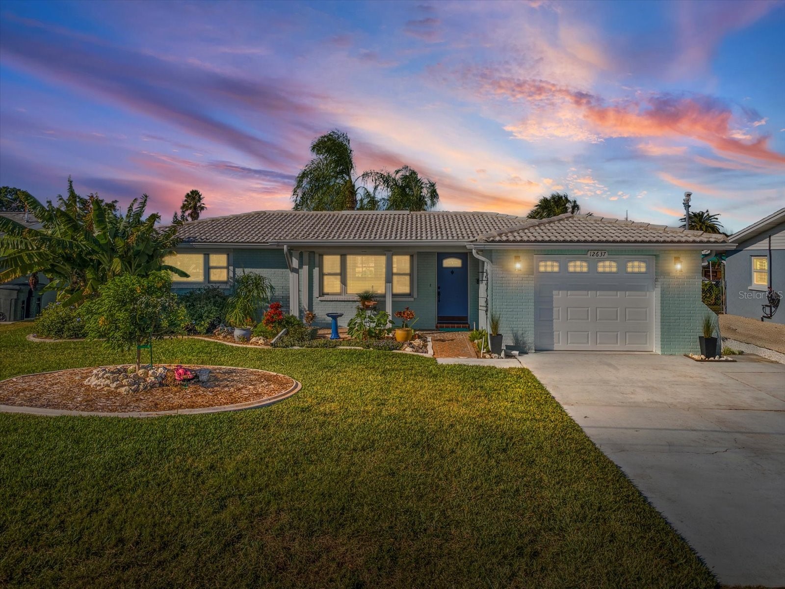 12637 4th Isle Hudson FL 34667 W7881385 image1