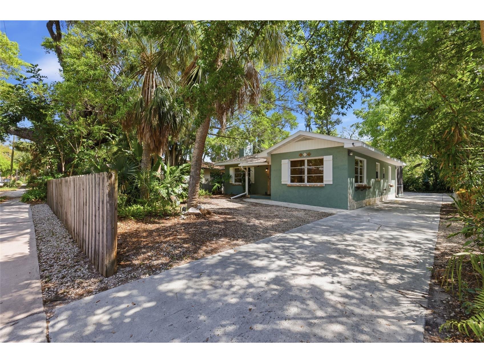 1264 18th Street Sarasota FL 34234 A4687775 image45
