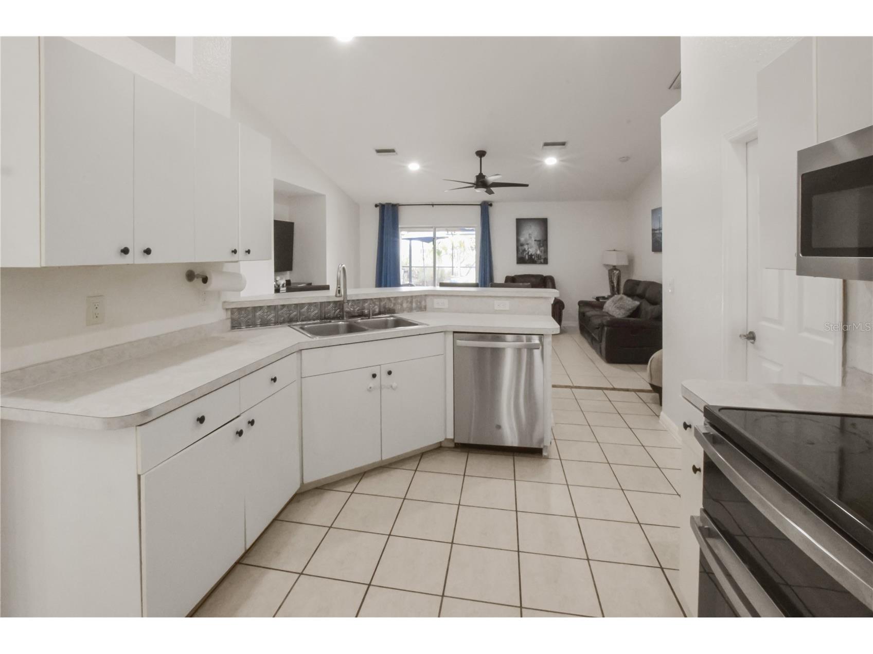 1264 Capricorn Boulevard Punta Gorda FL 33983 A4686627 image5