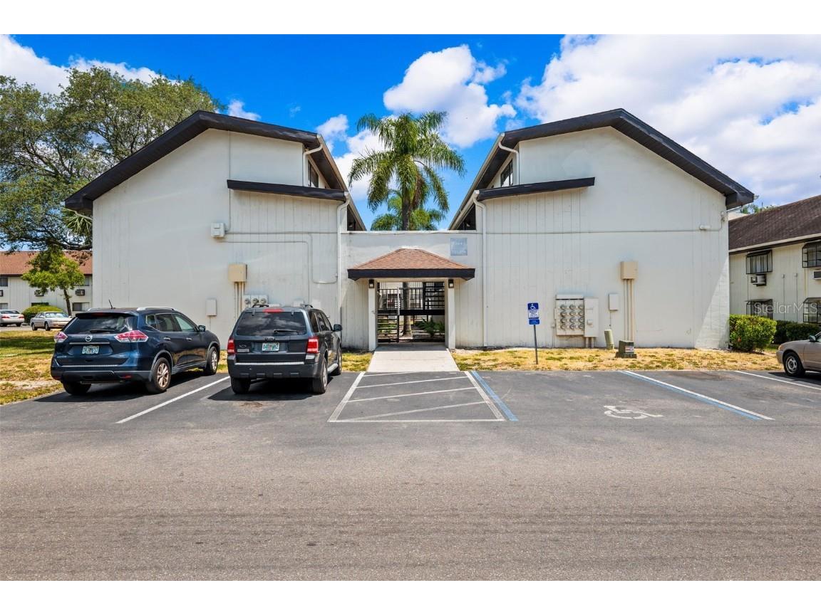 1264 E 113th Avenue #J204 Tampa FL 33612 T3533006 image1