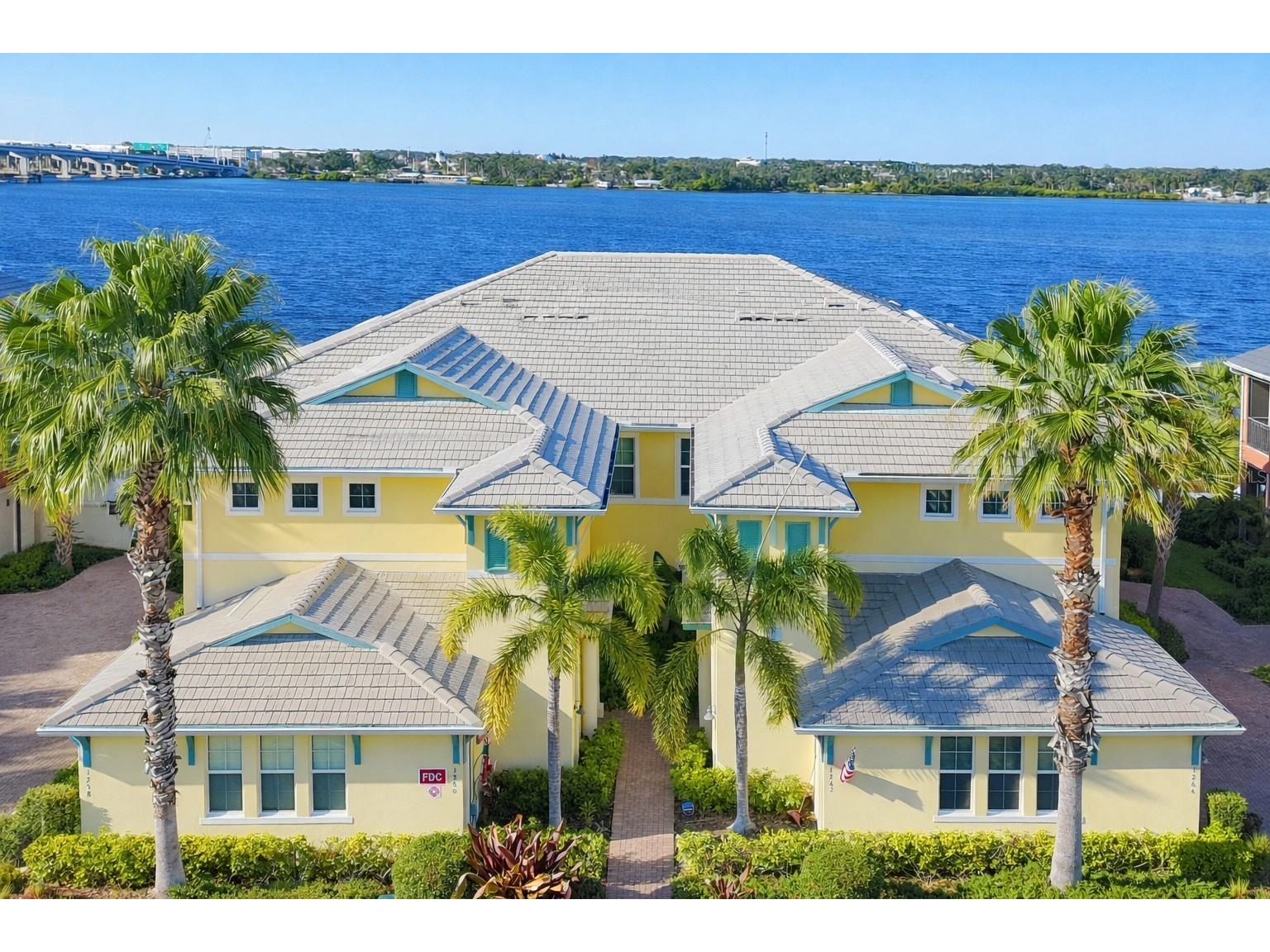 1264 Riverscape Street #B Bradenton FL 34208 - MANATEE RIVER TWP LAGOON A4680736 image1