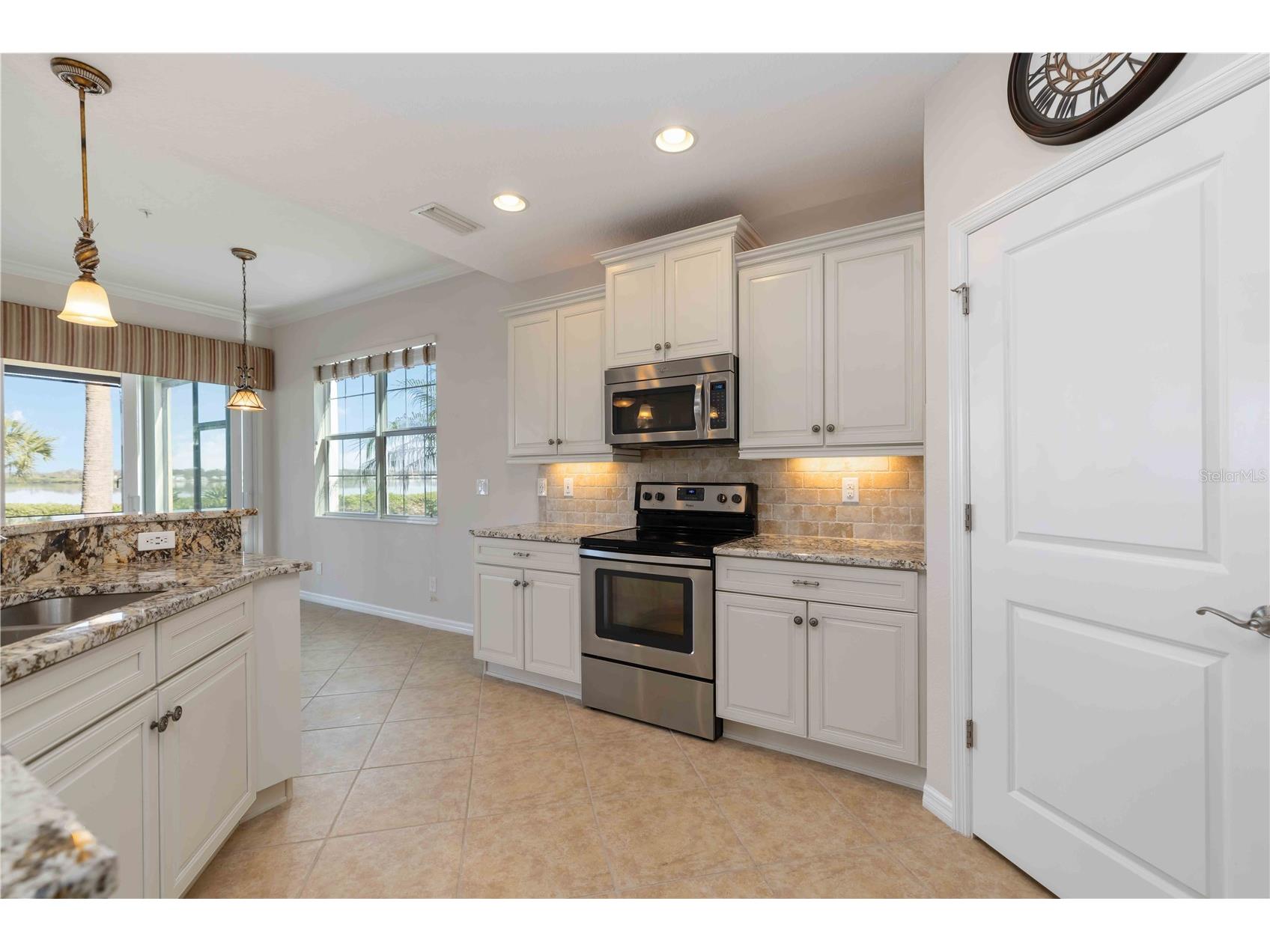 1264 Riverscape Street #B Bradenton FL 34208 - MANATEE RIVER TWP LAGOON A4680736 image8