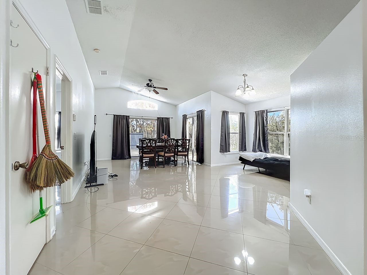 1264 Timberbend Circle Orlando FL 32824 O6395905 image9