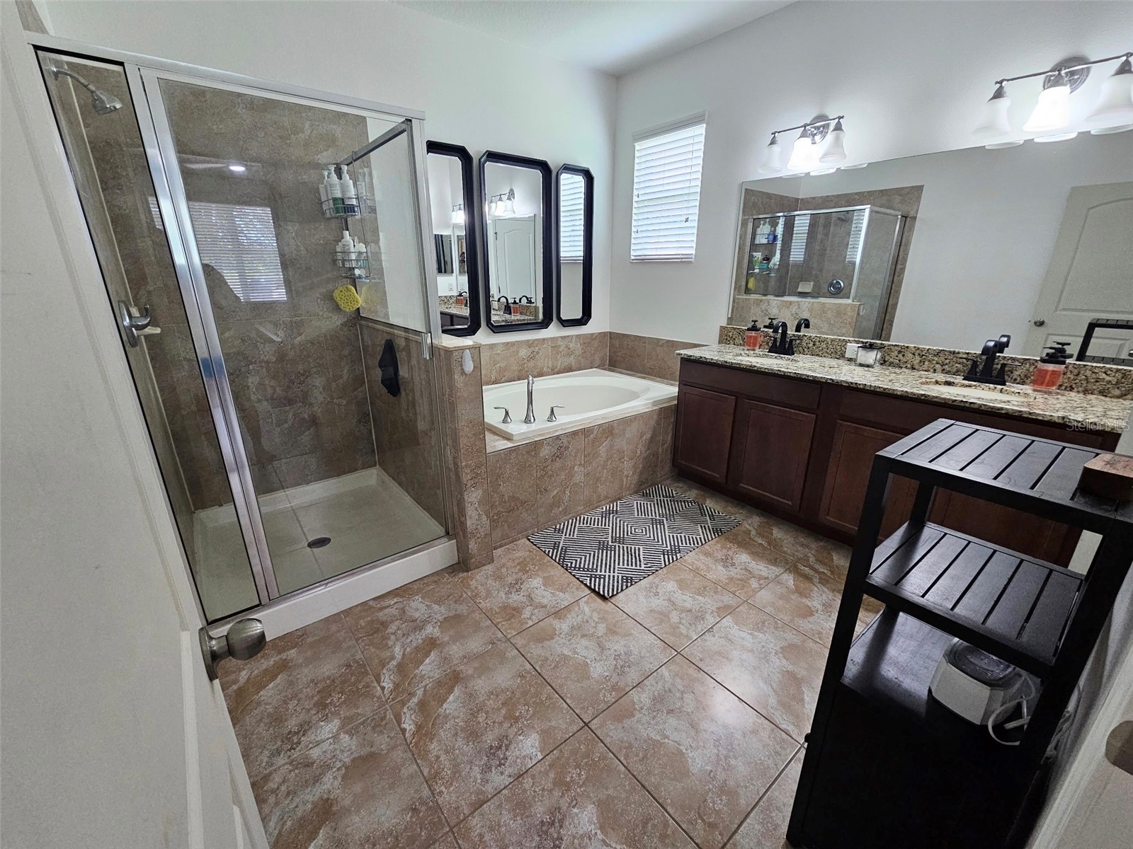 12641 Drakefield Drive Spring Hill FL 34610 W7885451 image1