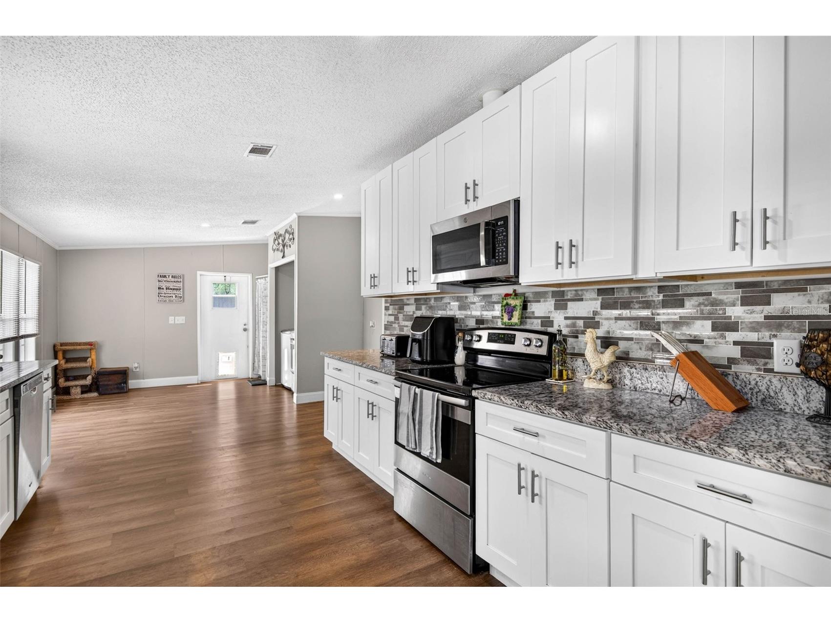 12641 Idlewood Drive Thonotosassa FL 33592 TB8529340 image10