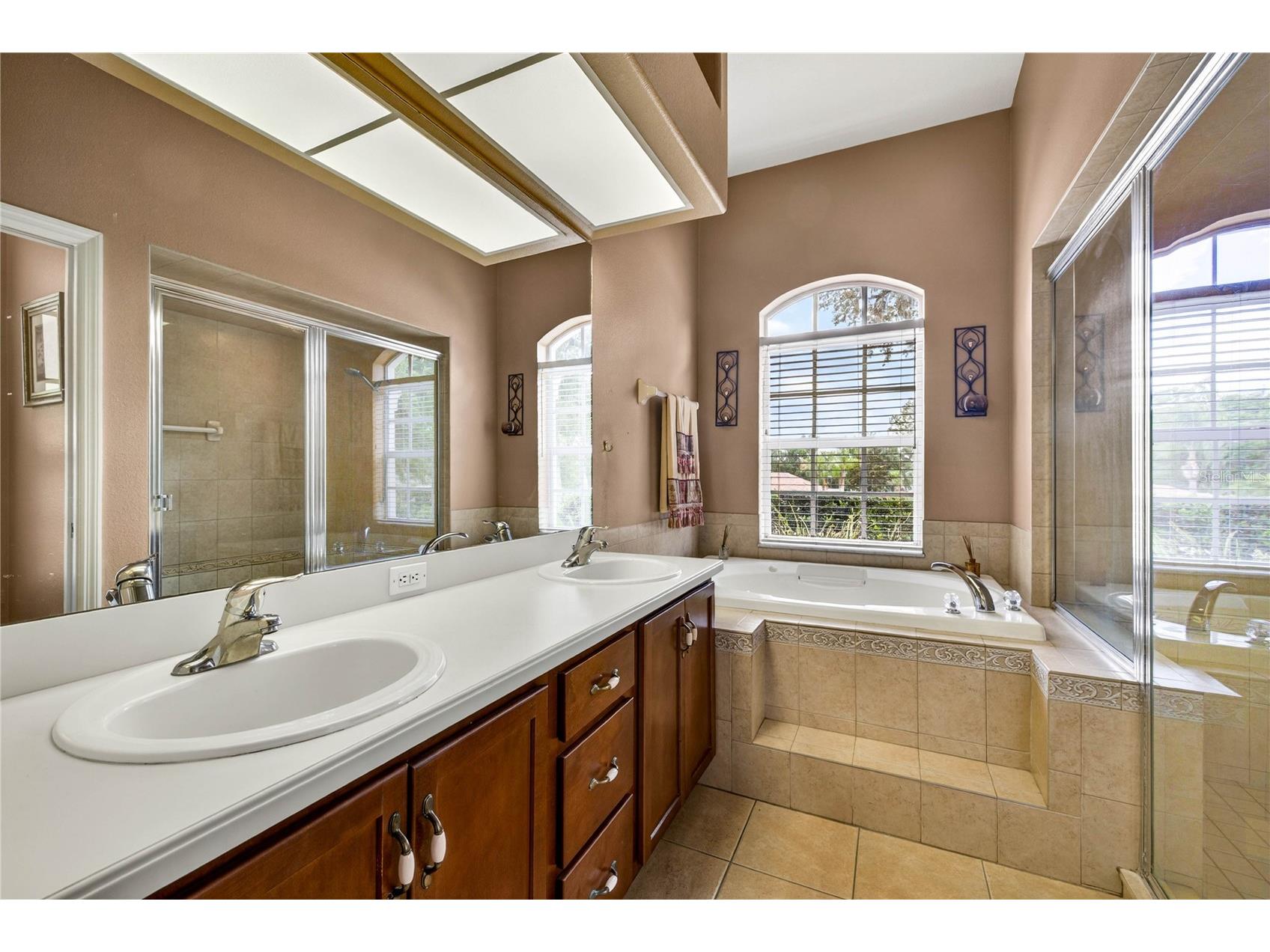 12643 Oak Hollow Court Dade City FL 33525 TB8510851 image32
