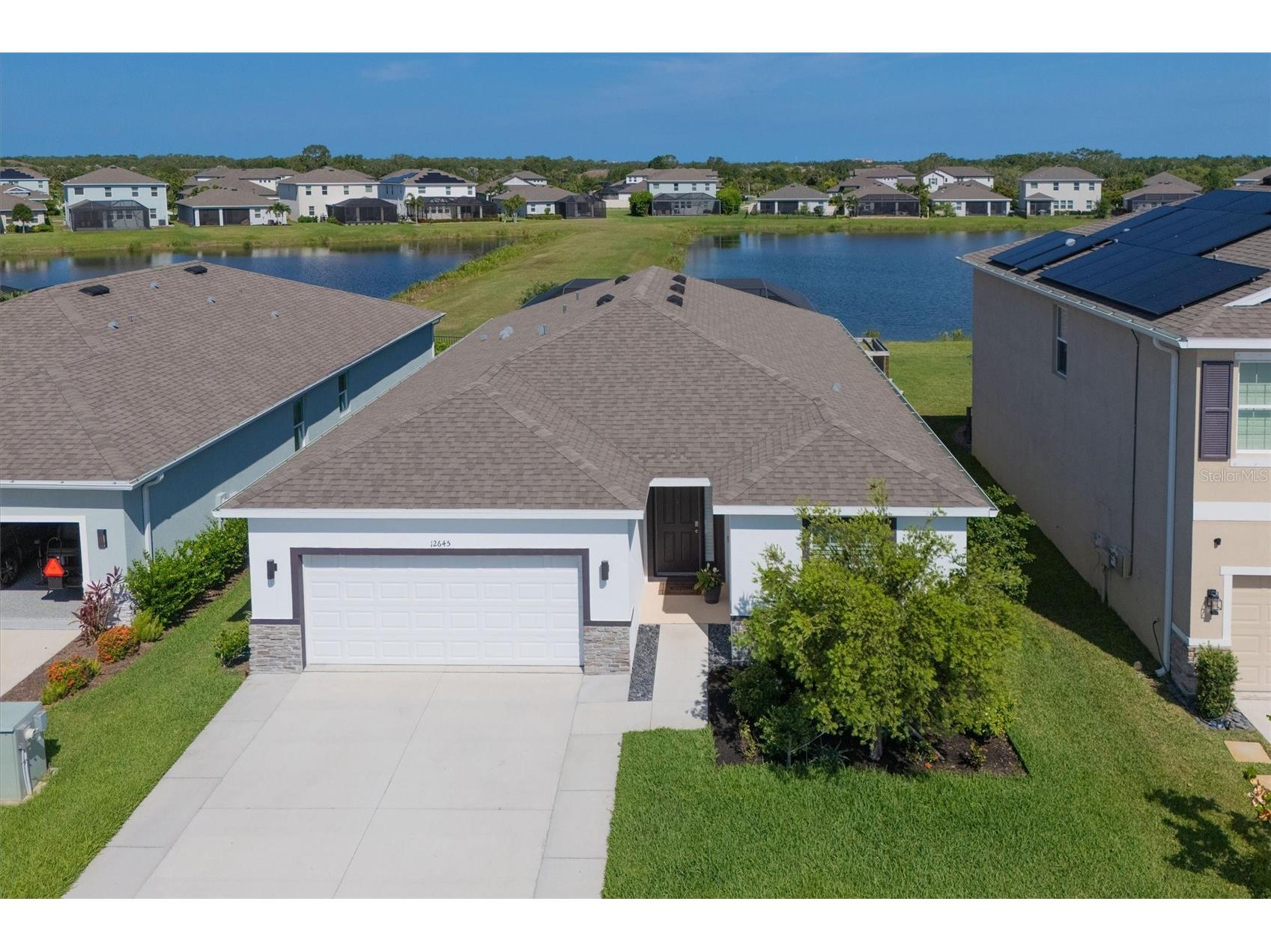 12645 Promenade Estates Boulevard Sarasota FL 34238 A4693726 image1