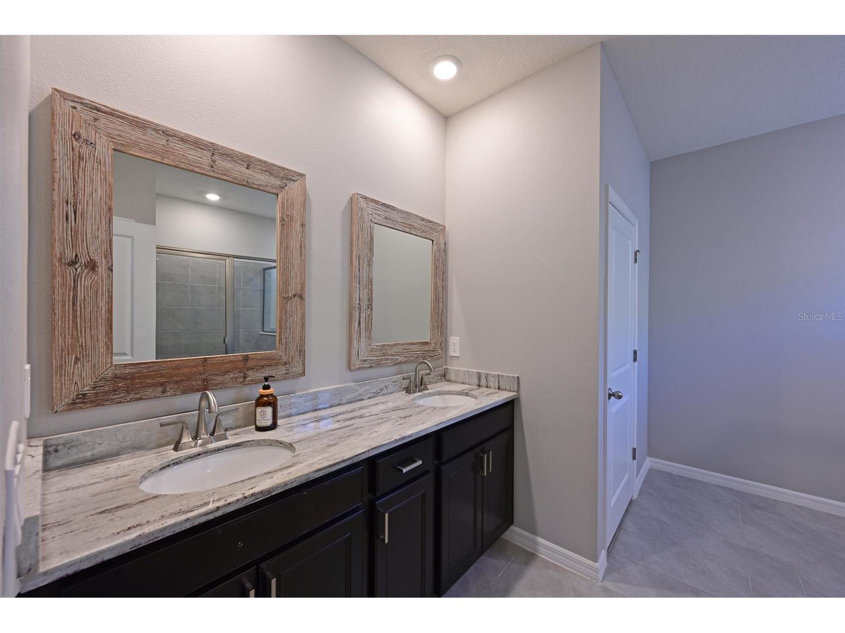 12645 Promenade Estates Boulevard Sarasota FL 34238 A4693726 image17