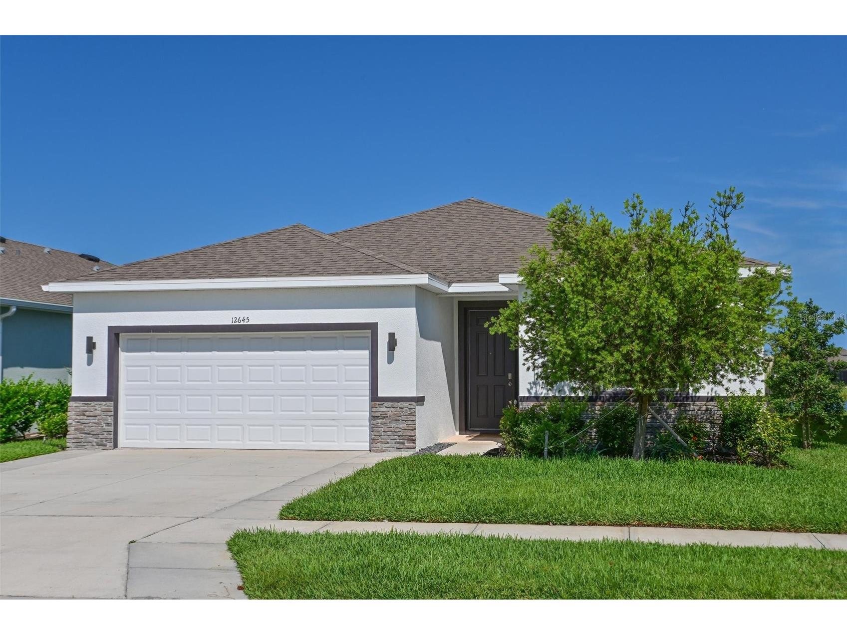 12645 Promenade Estates Boulevard Sarasota FL 34238 A4693726 image2