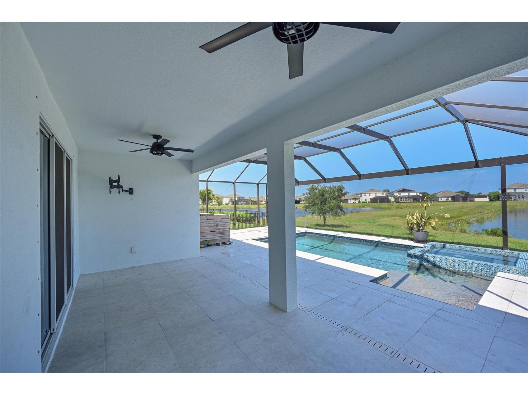 12645 Promenade Estates Boulevard Sarasota FL 34238 A4693726 image27
