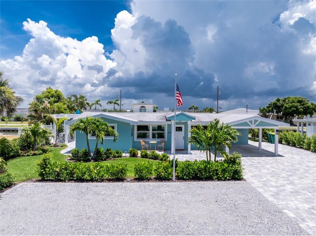 1265 Holiday Drive Englewood FL 34223 D6143433 image1