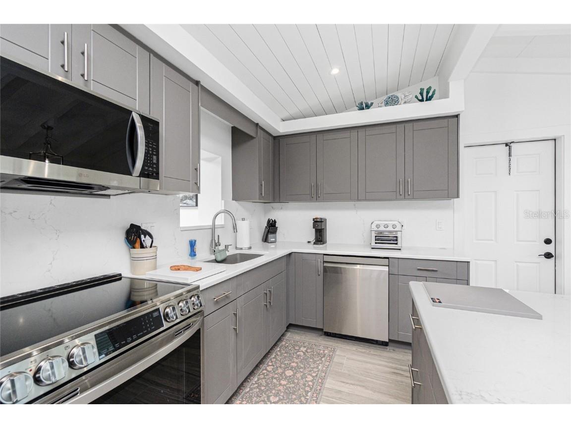 1265 Holiday Drive Englewood FL 34223 D6143433 image35