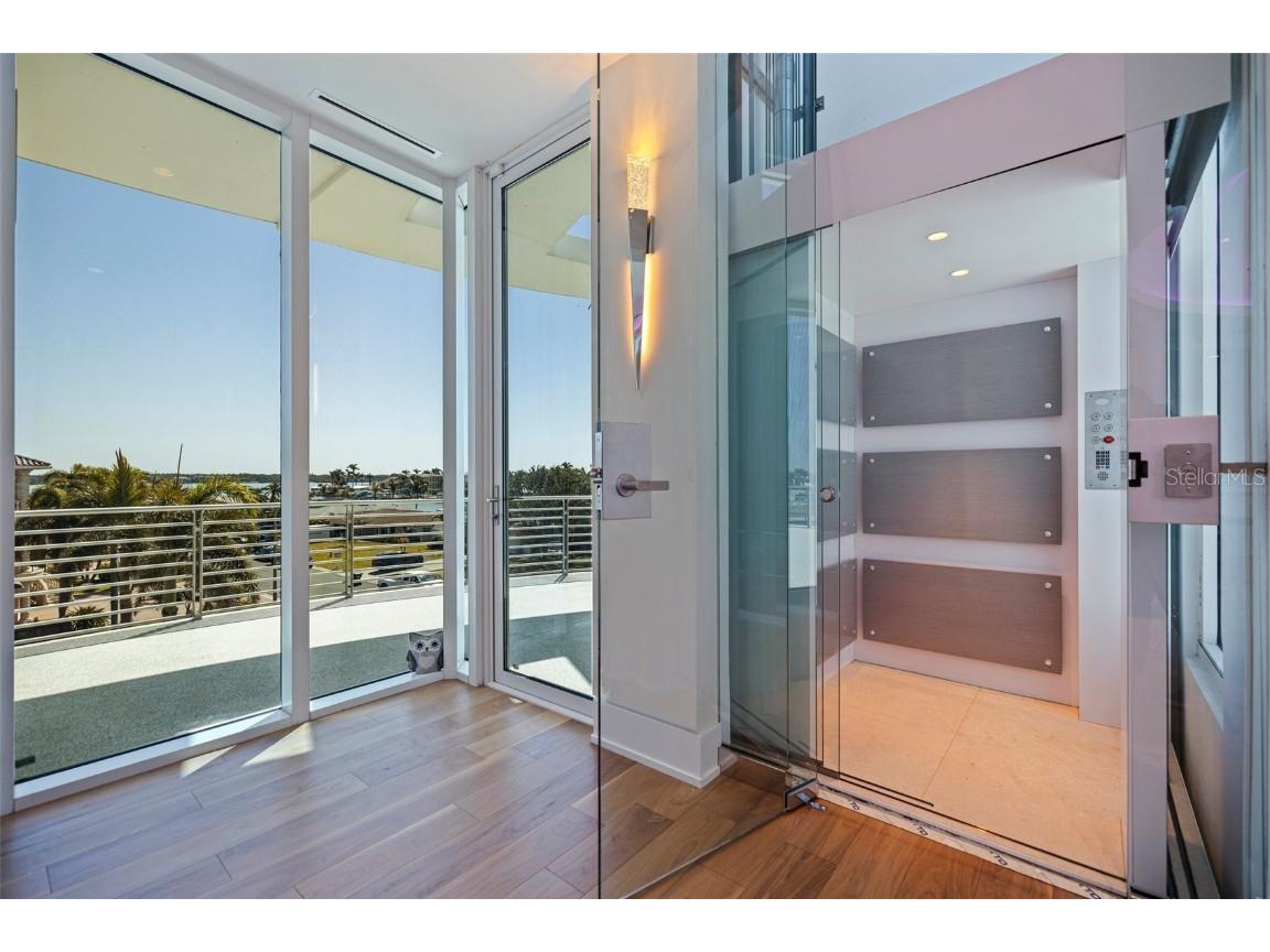 12650 7th Street E Treasure Island FL 33706 - GULF OF AMERICA TB8374653 image57