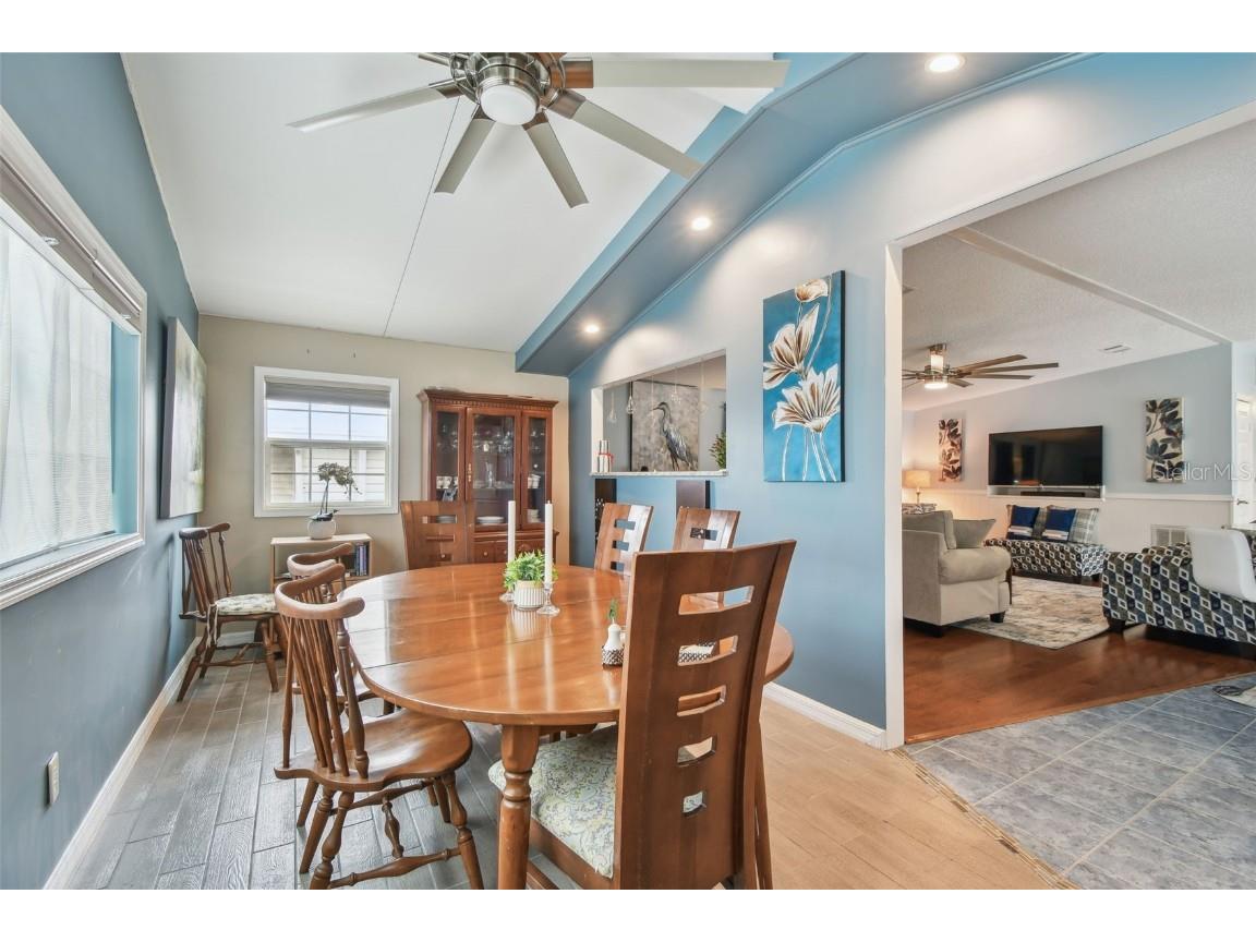 12651 Seminole Boulevard #10C Largo FL 33778 TB8359363 image23