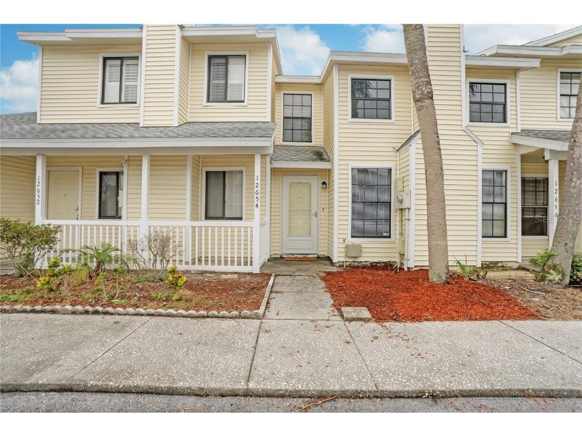 12654 Castle Hill Drive Tampa FL 33624 W7864849 image1