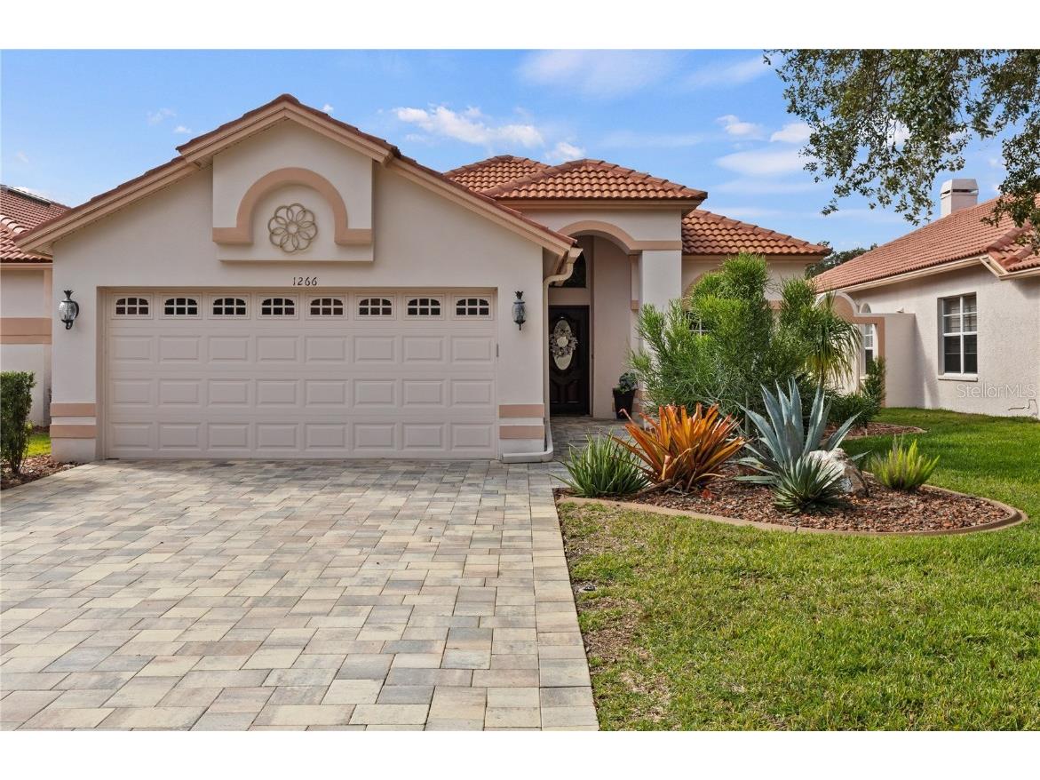 1266 Dartford Drive Tarpon Springs FL 34688 U8222333 image1